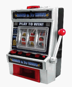 Vecchio modello che si usava una decina di anni fa di una slot machine che si azionava con la leva